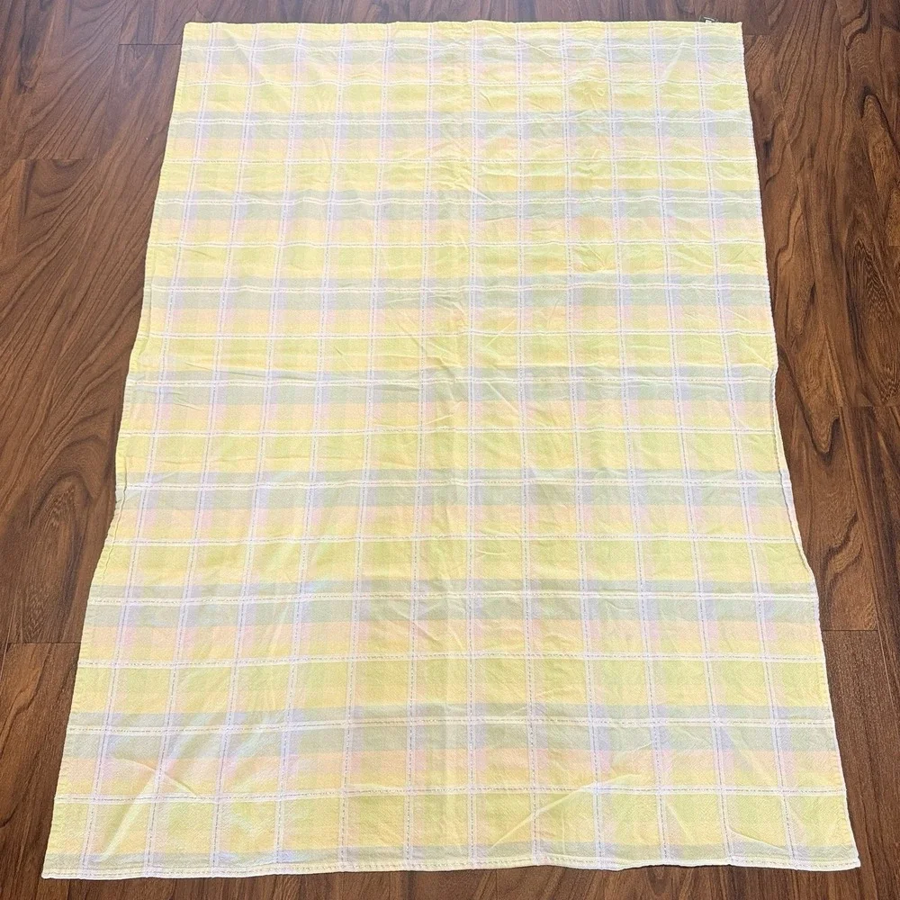 VTG Trends Collections Tablecloth 44x62 Pastel Plaid Cotton Lurex Metallic